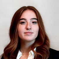 Headshot of Andreina T.
